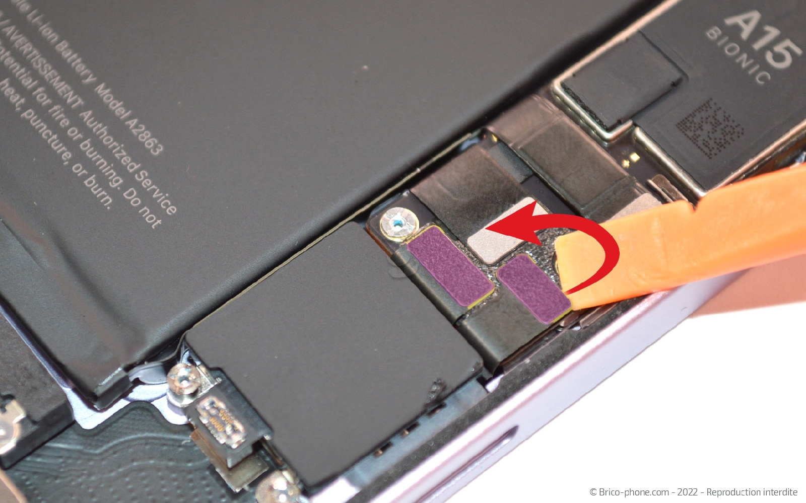 Comment changer le connecteur de charge sur iPhone 14 photo 1